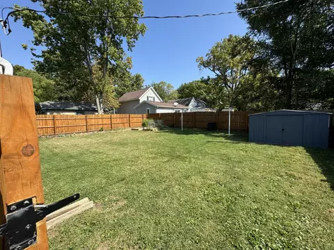 1104 S University St, Normal, IL 61761 photo 18