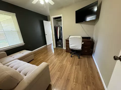 1104 S University St, Normal, IL 61761 photo 14