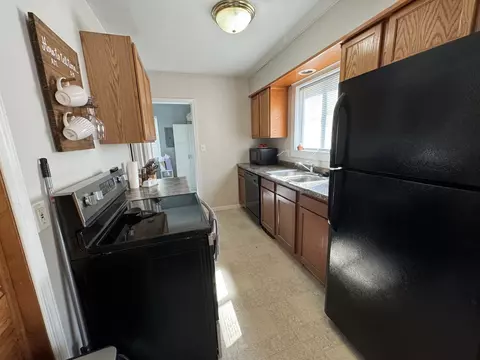 1104 S University St, Normal, IL 61761 photo 8