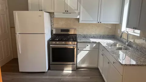 Kitchen - 8017 W Lyons St, Niles, IL 60714 photo 1 of 2