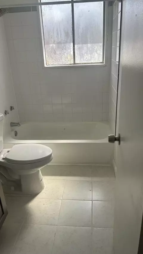 Bath - 8017 W Lyons St, Niles, IL 60714 photo 2 of 2