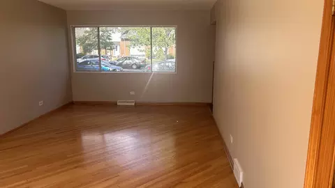 Living - 8017 W Lyons St, Niles, IL 60714 photo 2 of 2