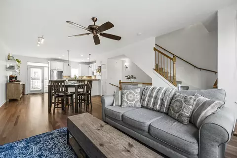47 E 23rd St, Chicago, IL 60616 photo 5