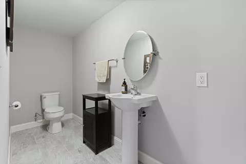 Bath - 952 Station Blvd, Aurora, IL 60504 photo 3 of 3