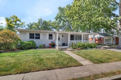 30 Lynwood Dr, Morris, IL 60450