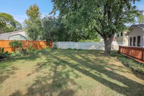 1297 E Hull Dr, Wheaton, IL 60189 photo 21