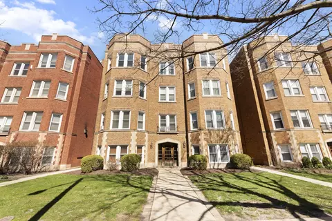 7348 Lake St #G1, River Forest, IL 60305