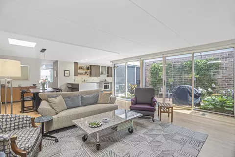 Living - 1739 Seton Rd, Northbrook, IL 60062 photo 3 of 4