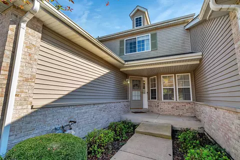 25749 S Red Stable Ln, Channahon, IL 60410