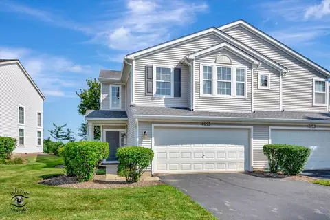 Exterior - 6925 Clearwater Dr, Plainfield, IL 60586 photo 2 of 6