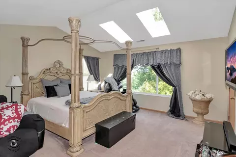 Bedroom - 6925 Clearwater Dr, Plainfield, IL 60586 photo 1 of 3