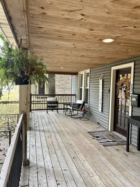 1721 Main St, Peru, IL 61354 photo 2