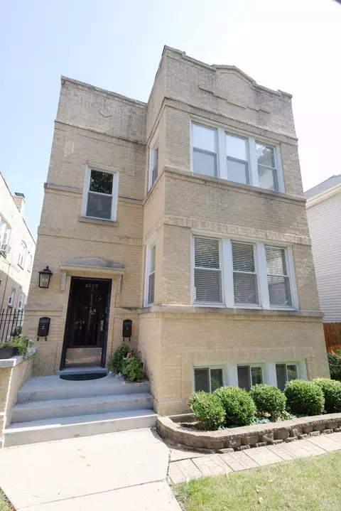 4929 N Kedvale Ave, Chicago, IL 60630