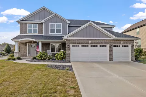 16561 W Deerwood Dr, Lockport, IL 60441