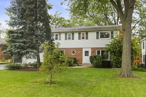 1607 E Wakeman Ave, Wheaton, IL 60187