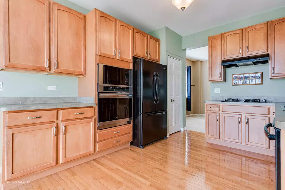 Kitchen - 600 Herath Ln, Shorewood, IL 60404 photo 1 of 1