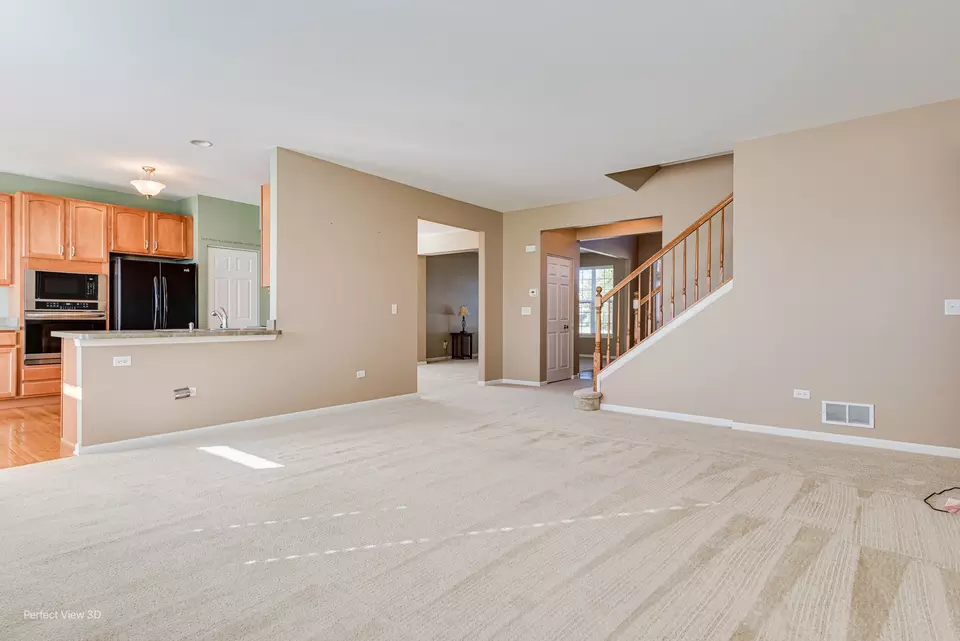 Living - 600 Herath Ln, Shorewood, IL 60404 photo 5 of 6