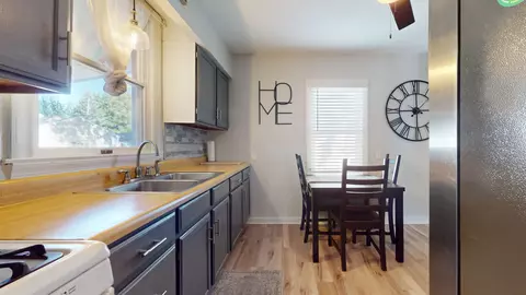 Kitchen - 655 S Main Ave, Kankakee, IL 60901 photo 2 of 2