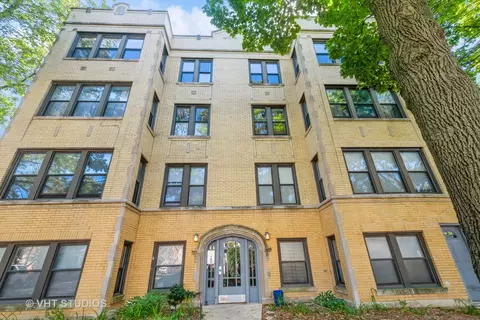 3301 W Cuyler Ave #3, Chicago, IL 60618
