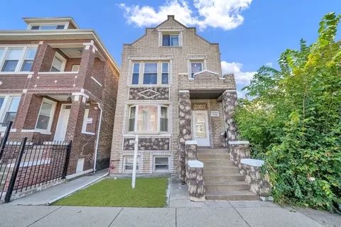 3007 W 41st Pl, Chicago, IL 60632