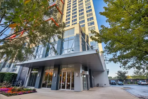 1841 S Calumet Ave #1805, Chicago, IL 60616