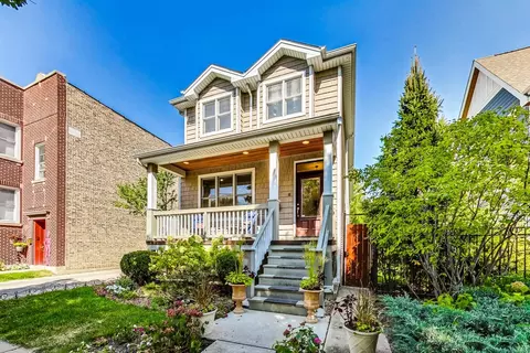 2550 W Pensacola Ave, Chicago, IL 60618