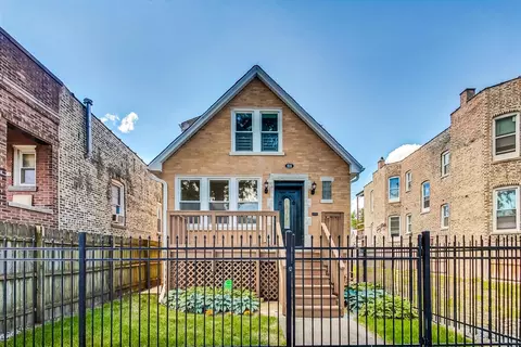 818 N Lawndale Ave, Chicago, IL 60651