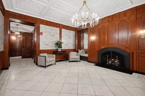 210 E Pearson St #3B, Chicago, IL 60611 photo 35