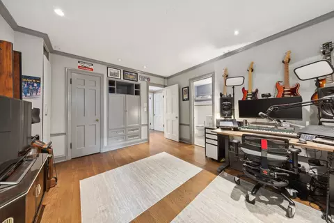 210 E Pearson St #3B, Chicago, IL 60611 photo 23