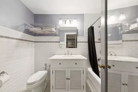 210 E Pearson St #3B, Chicago, IL 60611 photo 24