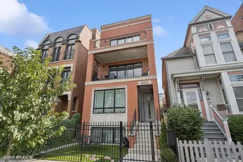 919 W Wrightwood Ave #3, Chicago, IL 60614