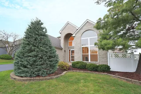 Exterior - 214 Remington Dr, Bartlett, IL 60103 photo 2 of 8