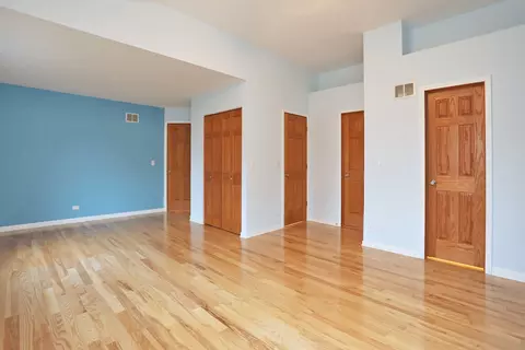 Living - 214 Remington Dr, Bartlett, IL 60103 photo 6 of 8