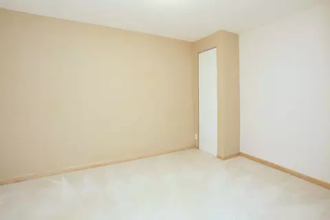 Bedroom - 214 Remington Dr, Bartlett, IL 60103 photo 3 of 3