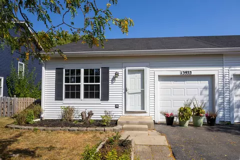 13933 S Oakdale Cir, Plainfield, IL 60544