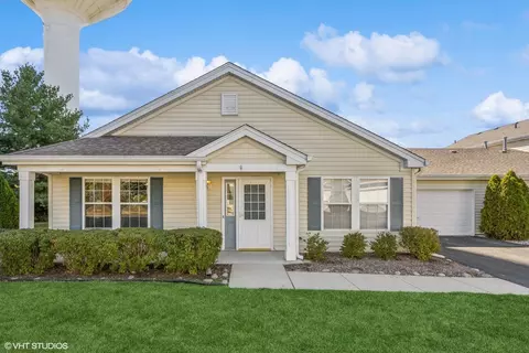 145 Waterbury Cir, Oswego, IL 60543