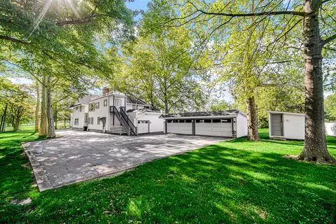 Exterior - 14318 Long Ave, Midlothian, IL 60445 photo 9 of 11