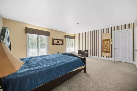 Bedroom - 14318 Long Ave, Midlothian, IL 60445 photo 2 of 6