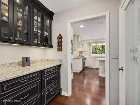 0 N700 Coventry Dr, Wheaton, IL 60187 photo 10