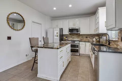 12617 Blue Iris Ln, Plainfield, IL 60585 photo 5