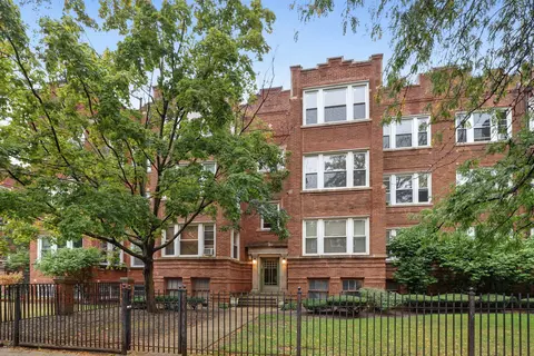 4454 N Beacon St #2, Chicago, IL 60640