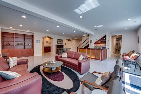 Living - 3 Arcadia Ct, Burr Ridge, IL 60527 photo 10 of 10