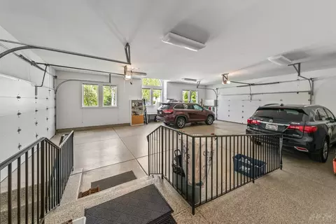 Exterior - 3 Arcadia Ct, Burr Ridge, IL 60527 photo 1 of 12