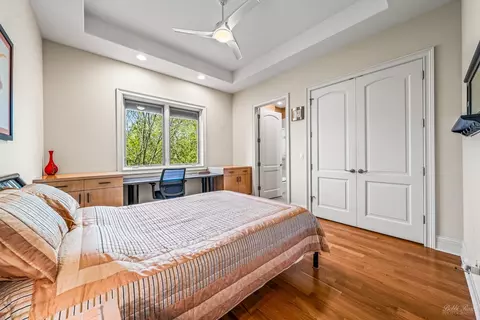 Bedroom - 3 Arcadia Ct, Burr Ridge, IL 60527 photo 3 of 4