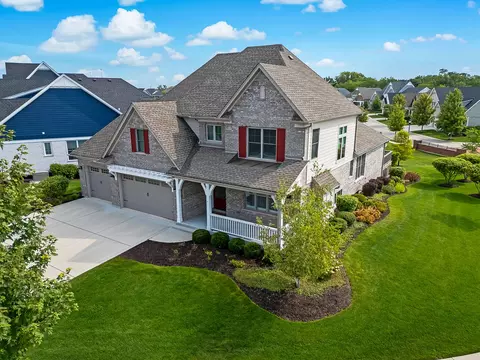 7344 Lakeside Cir, Burr Ridge, IL 60527