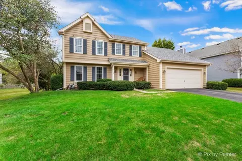 904 Lewis Rd, Geneva, IL 60134