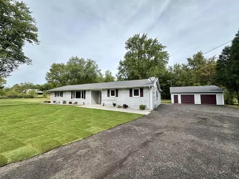 6009 W 1000n Rd, Kankakee, IL 60901