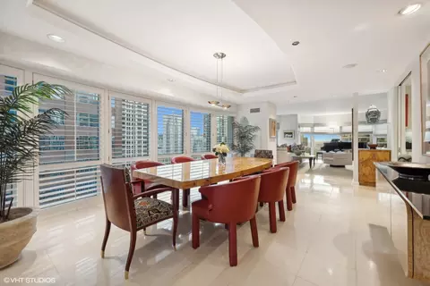 100 E Huron St #2605, Chicago, IL 60611 photo 9