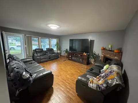 Other - 7840 Mcvicker Ave, Burbank, IL 60459 photo 3 of 9