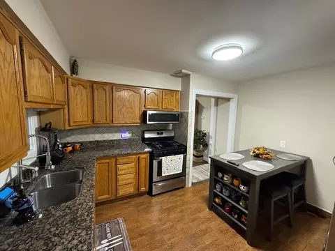 Kitchen - 7840 Mcvicker Ave, Burbank, IL 60459 photo 3 of 3